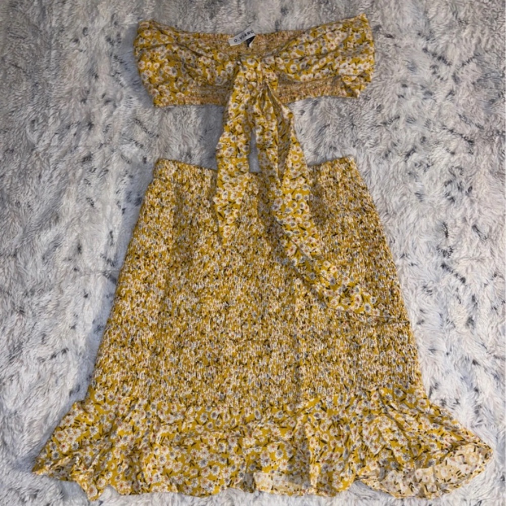 👸🏼Princess Polly Skirt w/ Matching Tie Top